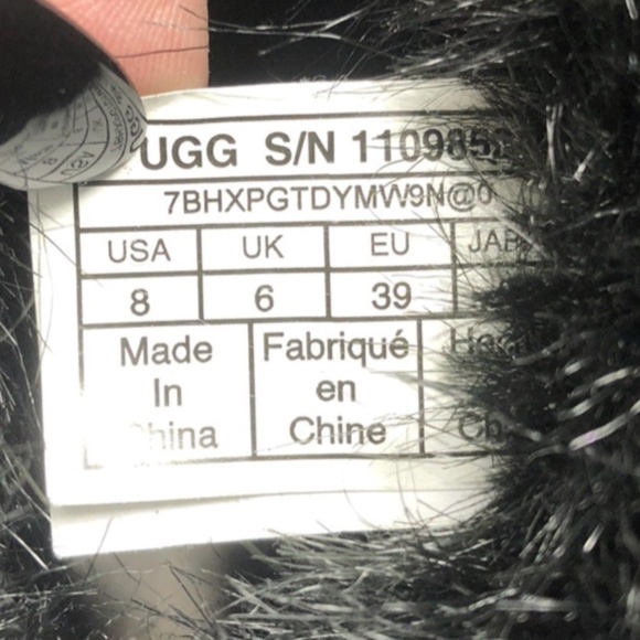 UGG W Cathie Black Suede Fur Collar Boots Women Size 8 Style 1109852 with Box - Picture 15 of 16